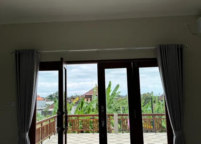 Nyoman House ベッド・アンド・ブレックファスト